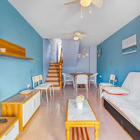 Dali 4003 Holiday home Oliva